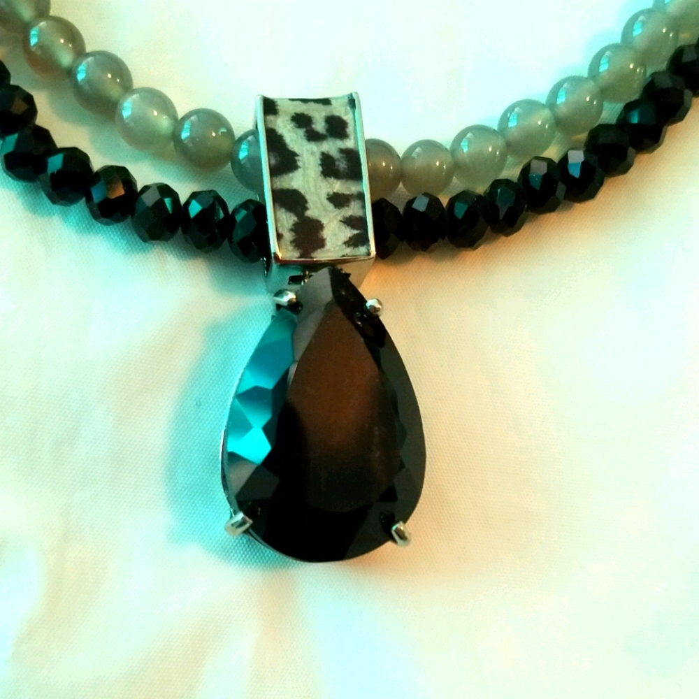 Sigal black and white necklace